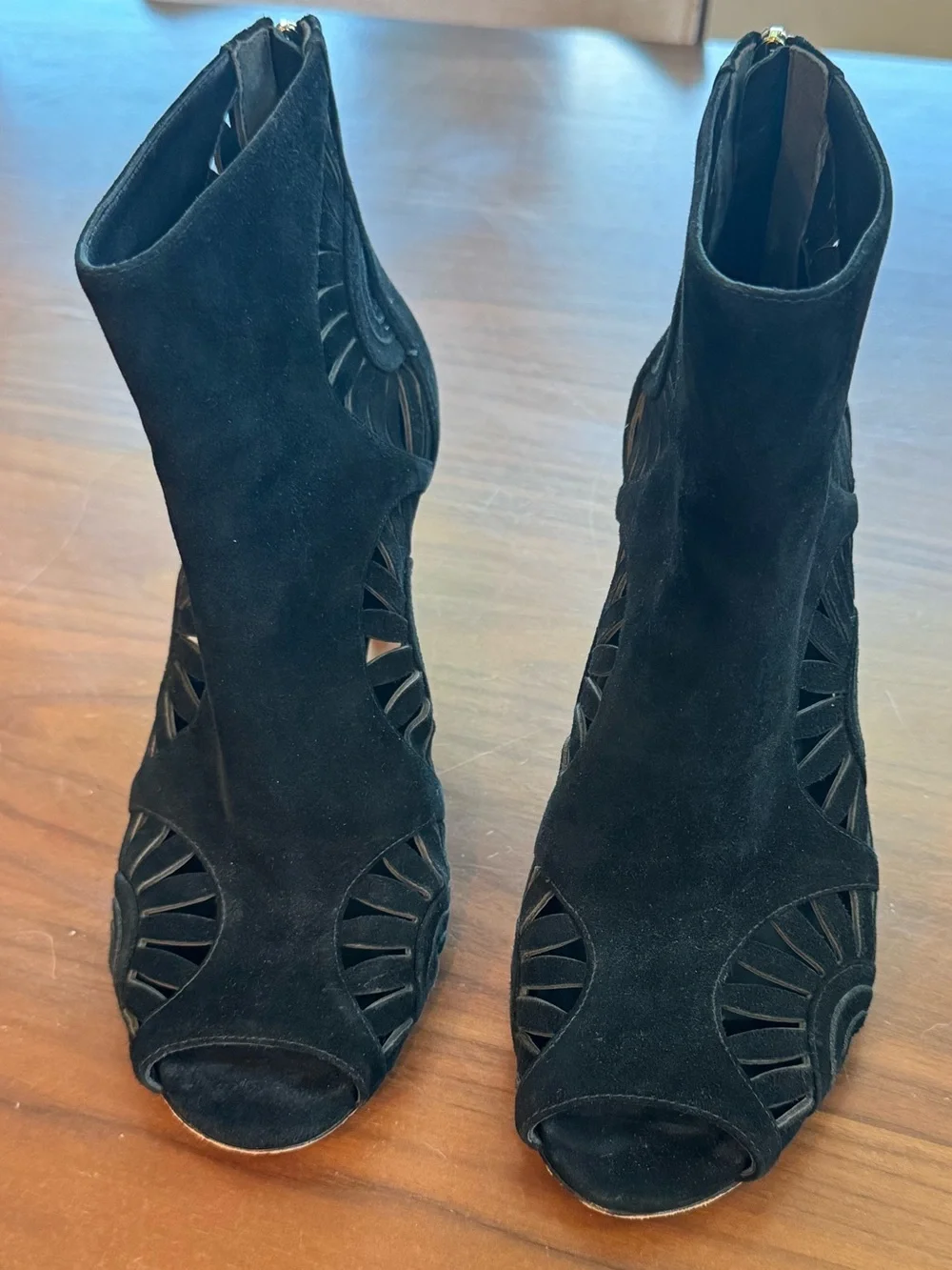 Tory Burch Leyla Black Suede Peep Toe Ankle Boots Size 8.5 🖤